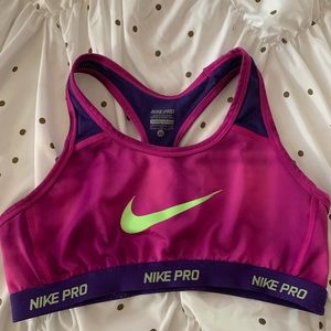 Nike Girls Size XL Sports Bra